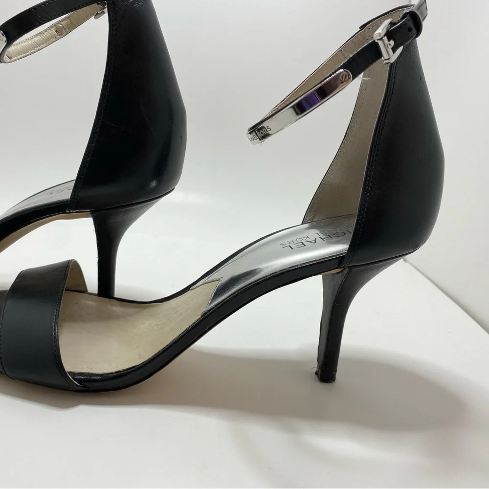 Michael Kors great used